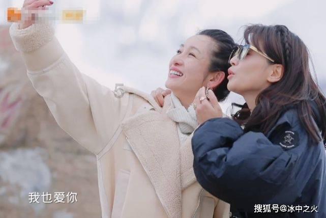给青春女孩上色